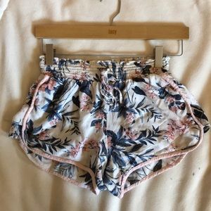 American eagle Outfitters flowy Shorts